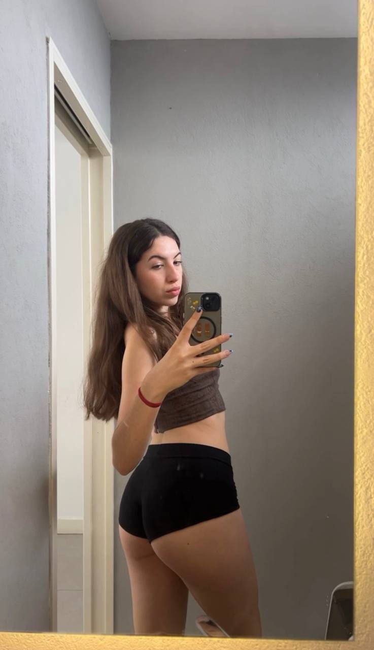 Amber in her underwear in Lilongwe