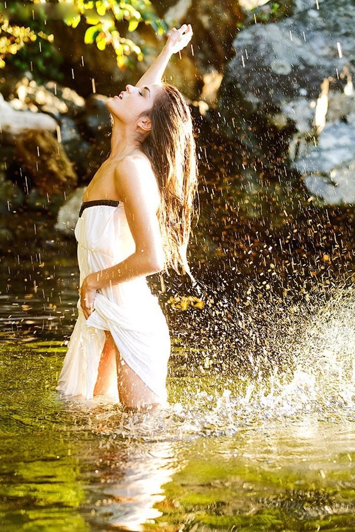 Marie Avgeropoulos in Lilongwe