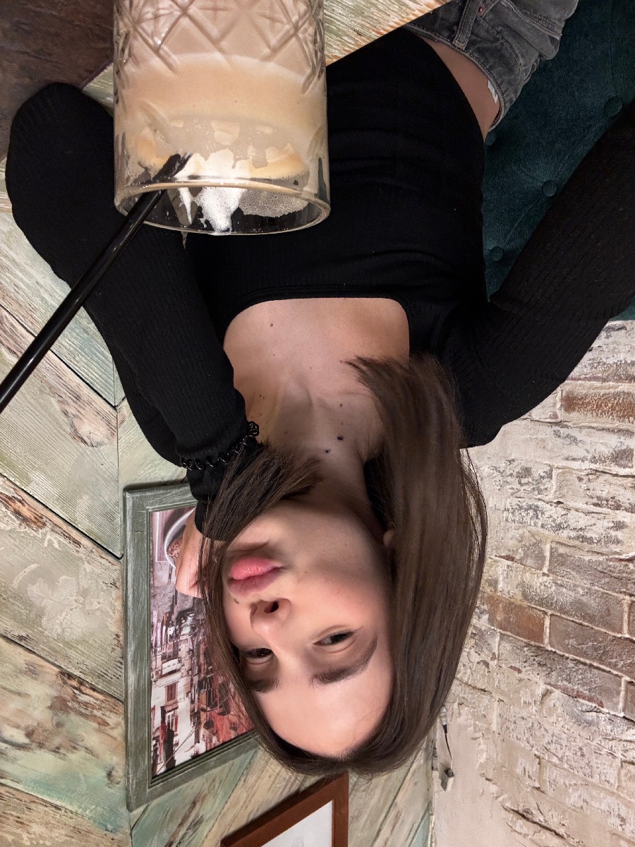 Fresh photos, fresh mood — Tina online in Lilongwe